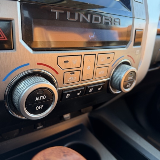 Toyota Tundra  2019