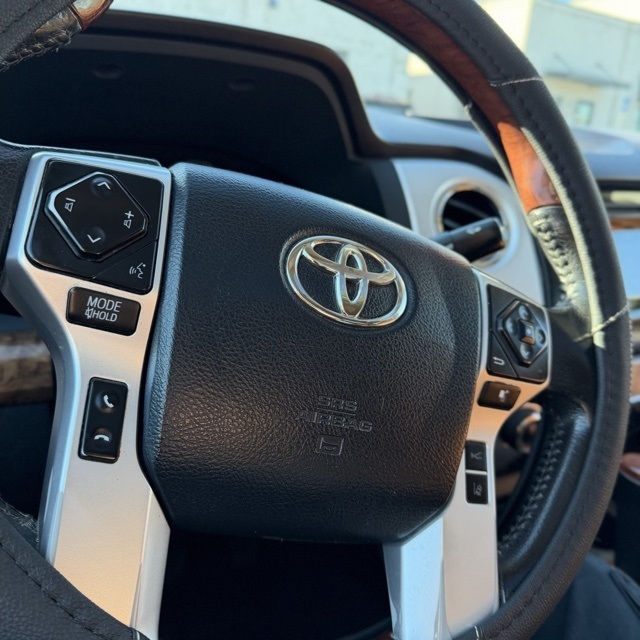 Toyota Tundra  2019