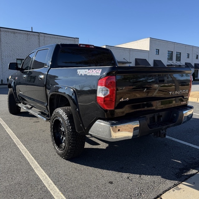 Toyota Tundra  2017