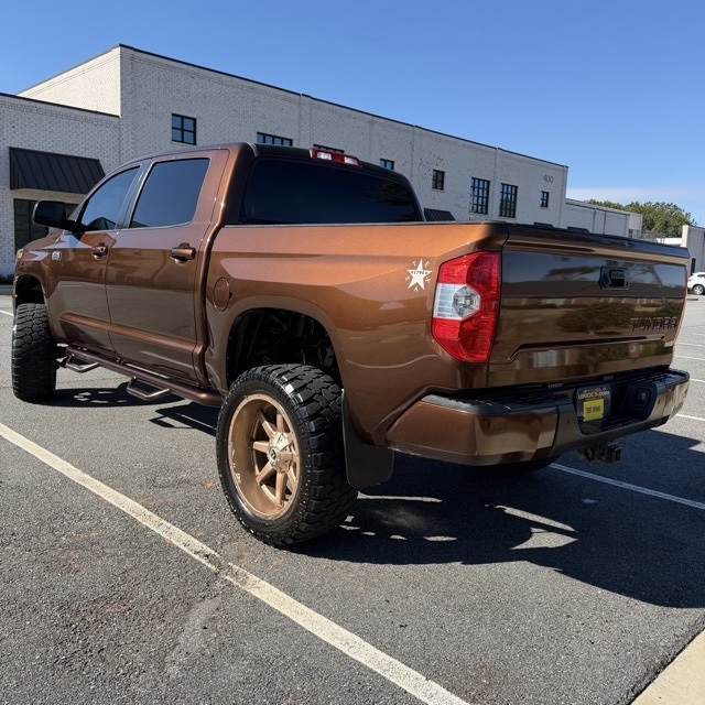Toyota Tundra  2015