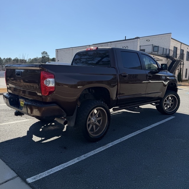 Toyota Tundra  2015