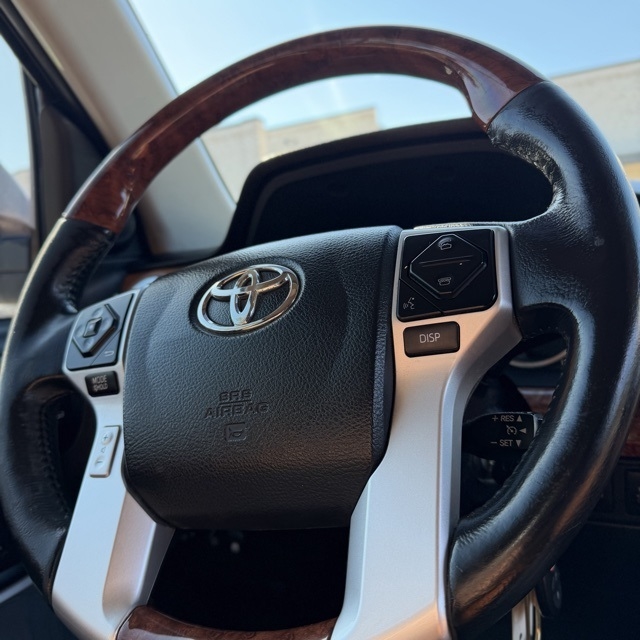 Toyota Tundra  2015