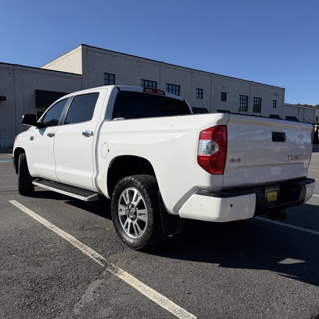 Toyota Tundra  2016