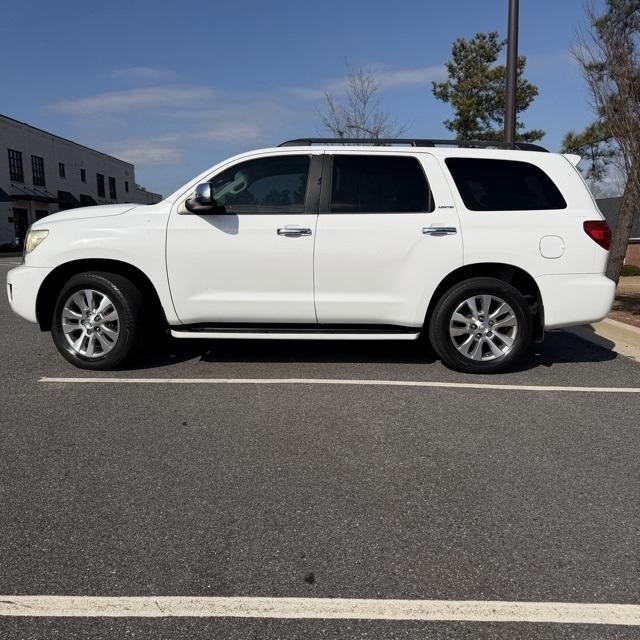 Toyota Sequoia  2012