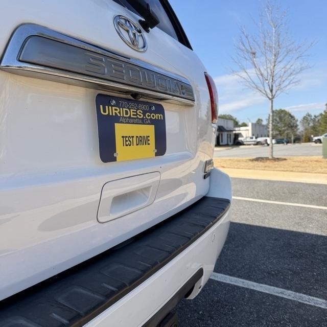 Toyota Sequoia  2012