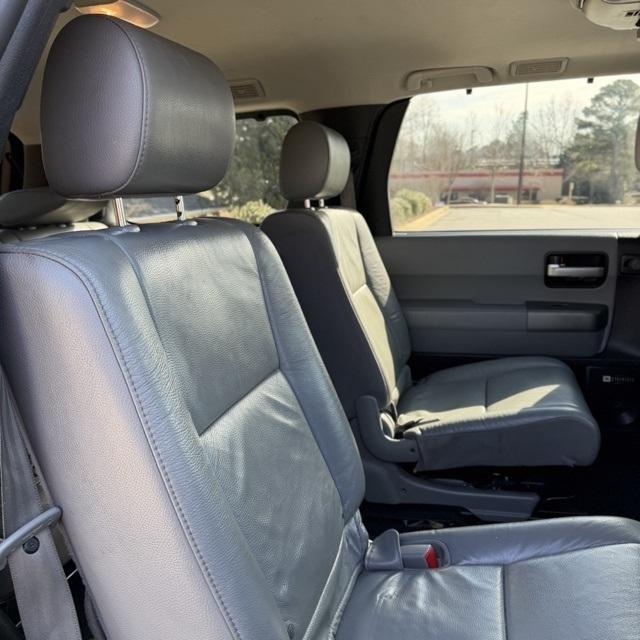 Toyota Sequoia  2012