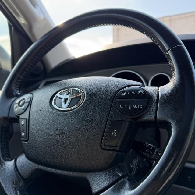 Toyota Sequoia  2012