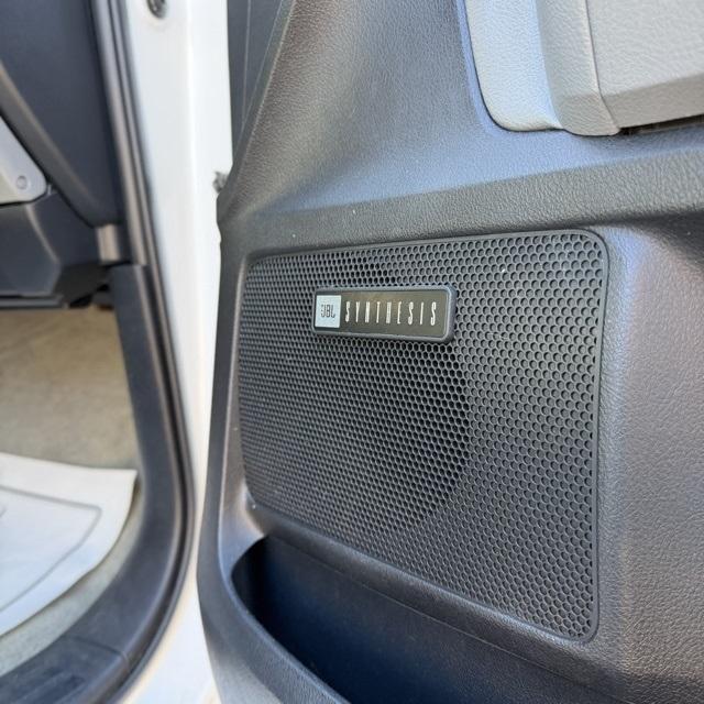 Toyota Sequoia  2010