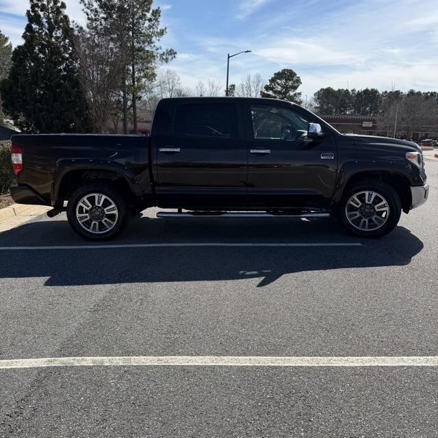 Toyota Tundra  2018