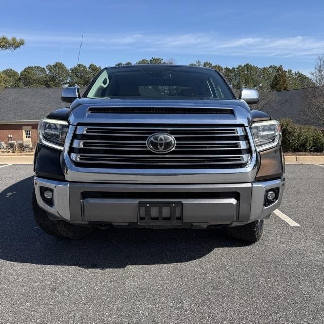Toyota Tundra  2018