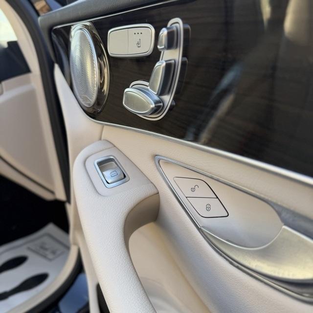 Mercedes-Benz GLC-Class  2018