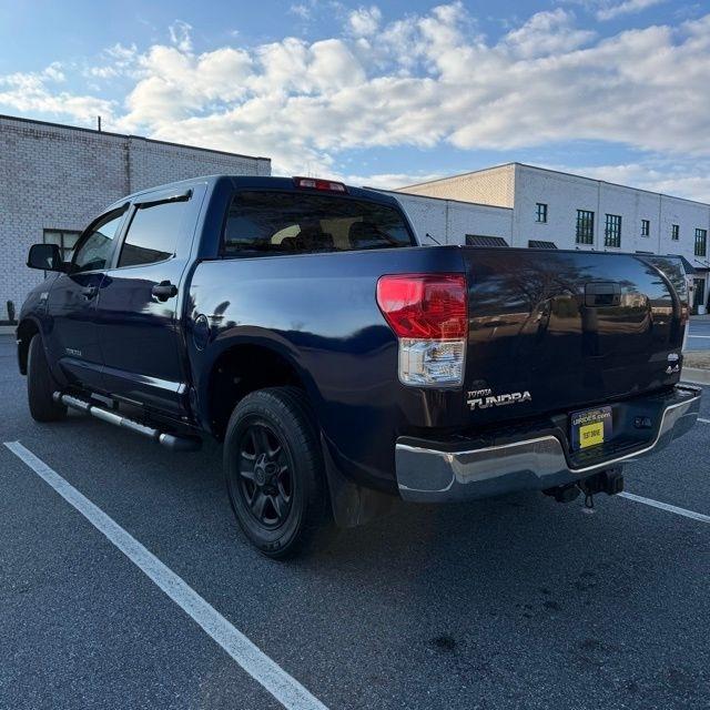 Toyota Tundra  2013