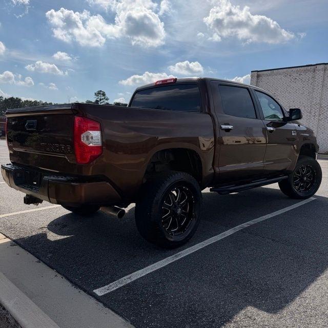 Toyota Tundra  2015