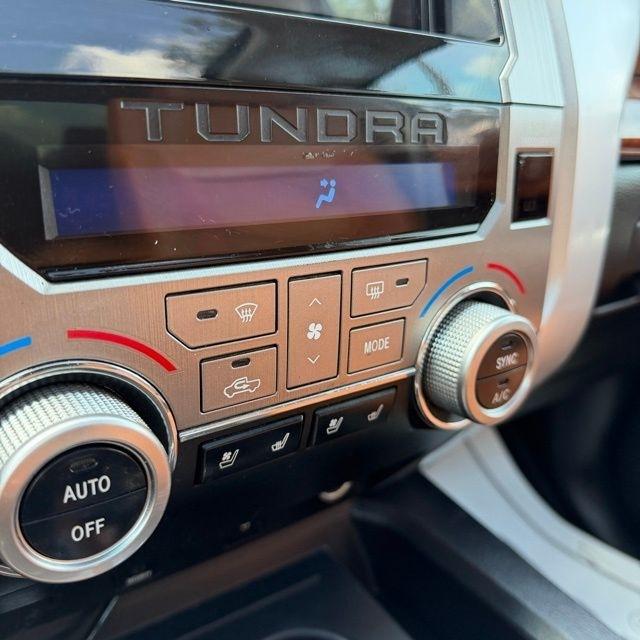Toyota Tundra  2015