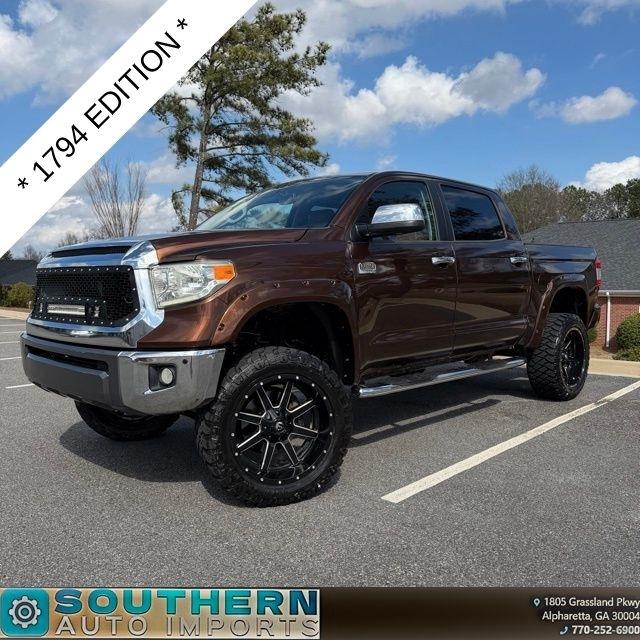 Toyota Tundra  2016