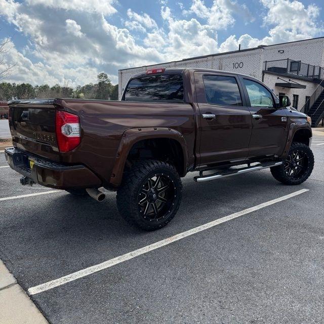 Toyota Tundra  2016