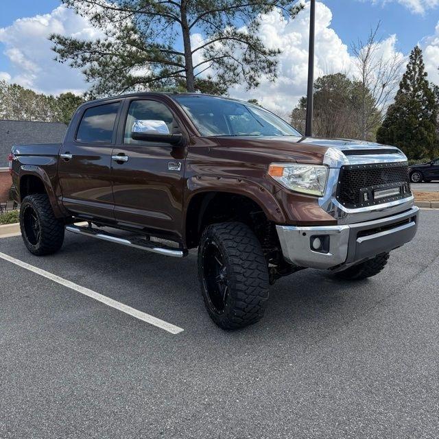 Toyota Tundra  2016