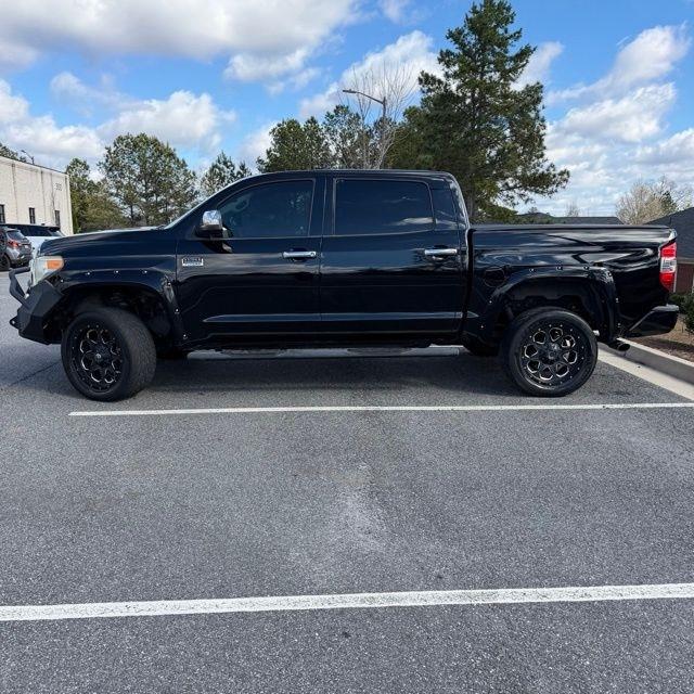 Toyota Tundra  2014