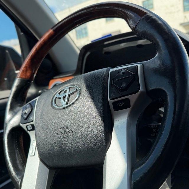 Toyota Tundra  2014
