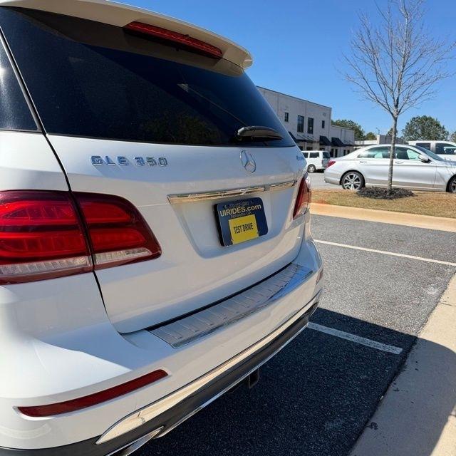 Mercedes-Benz GLE-Class  2016