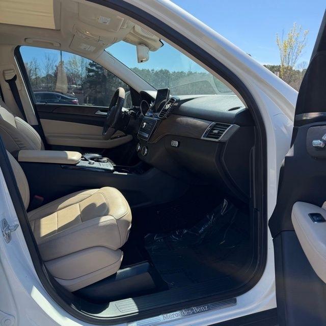 Mercedes-Benz GLE-Class  2016