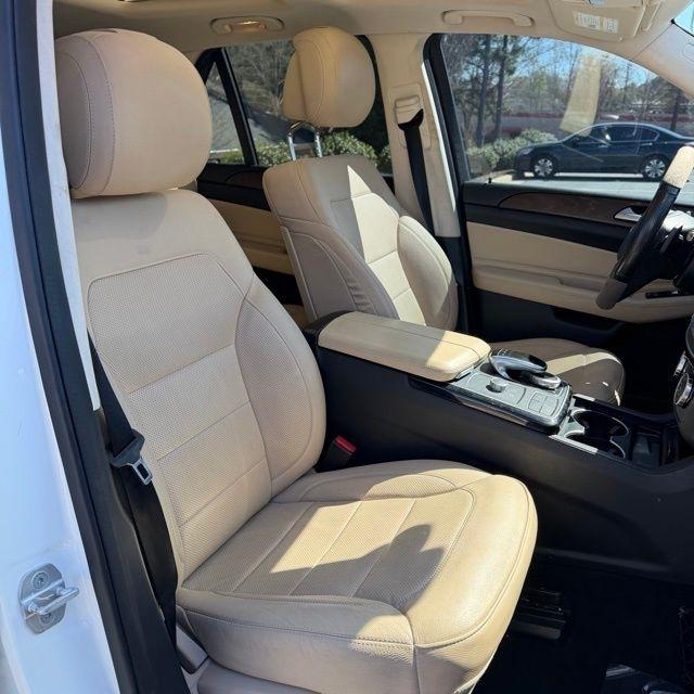 Mercedes-Benz GLE-Class  2016