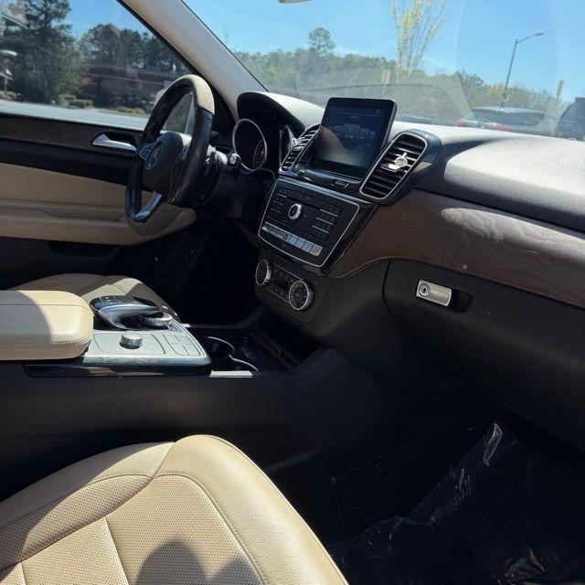 Mercedes-Benz GLE-Class  2016