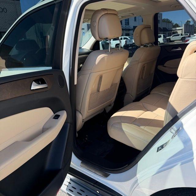 Mercedes-Benz GLE-Class  2016