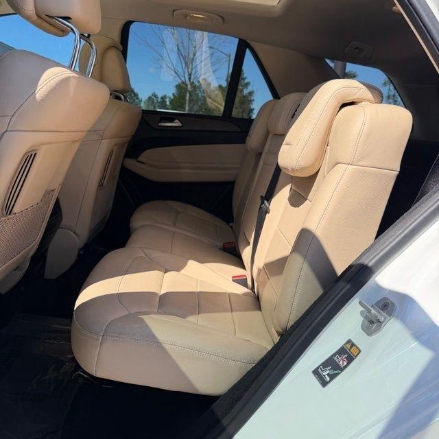 Mercedes-Benz GLE-Class  2016