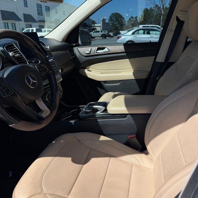 Mercedes-Benz GLE-Class  2016