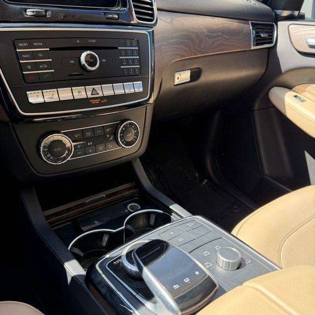 Mercedes-Benz GLE-Class  2016