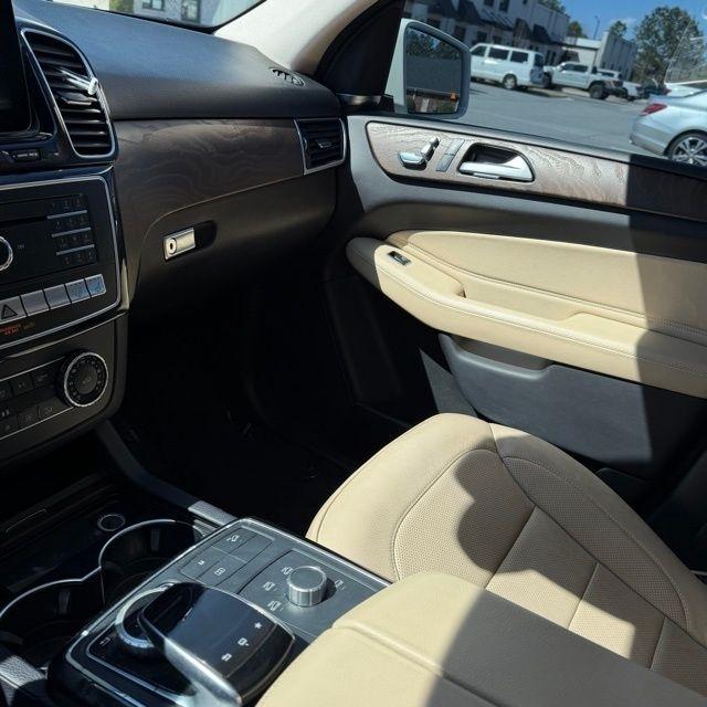 Mercedes-Benz GLE-Class  2016