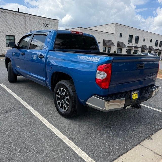 Toyota Tundra  2017