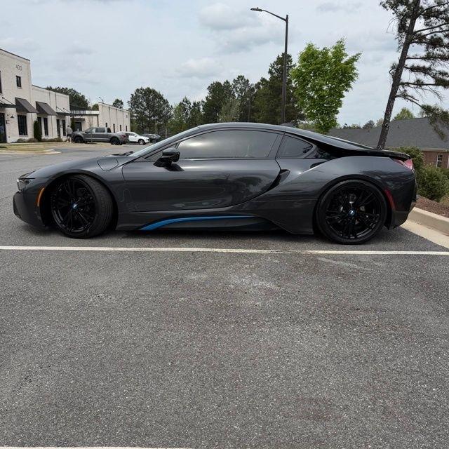 BMW i8  2015