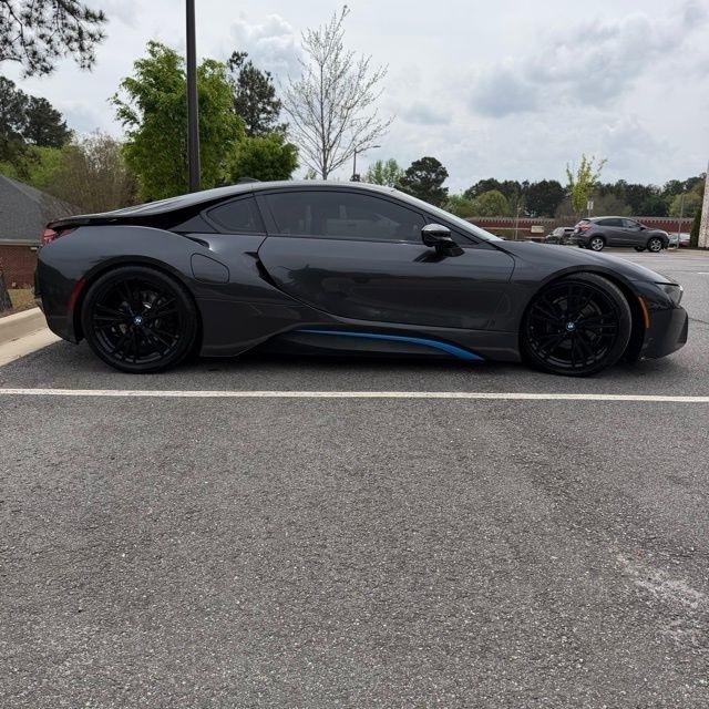 BMW i8  2015