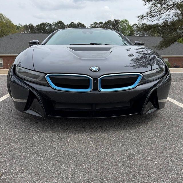 BMW i8  2015