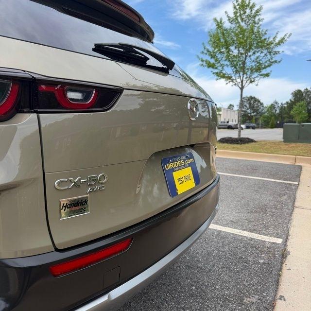 Mazda CX-50  2023