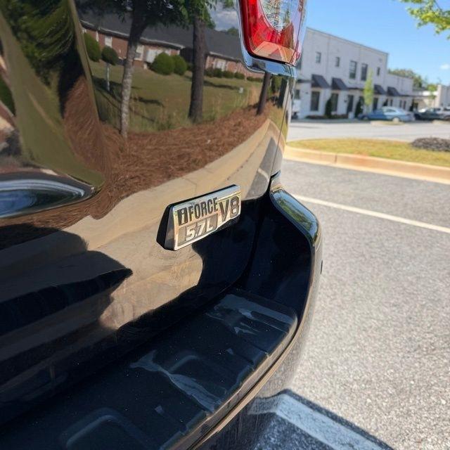 Toyota Sequoia  2011