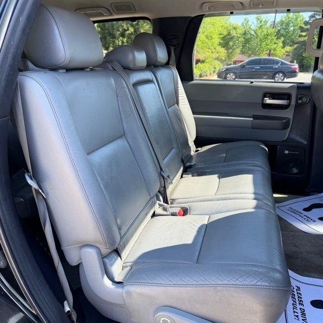 Toyota Sequoia  2011