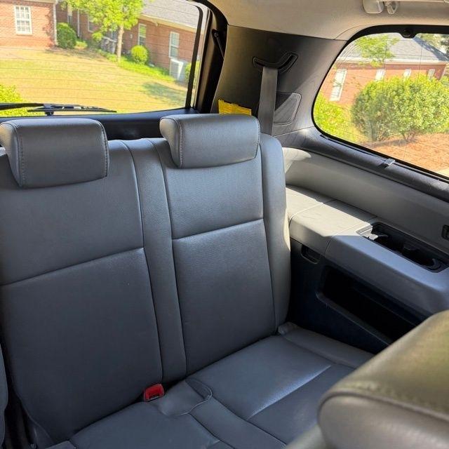 Toyota Sequoia  2011