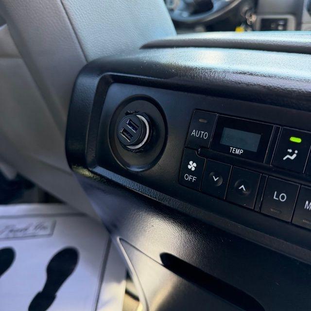 Toyota Sequoia  2011