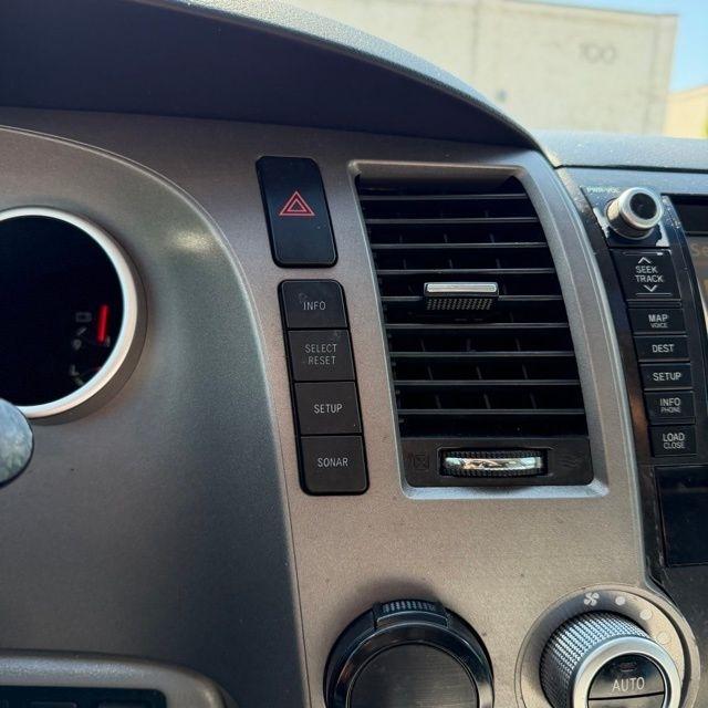 Toyota Sequoia  2011