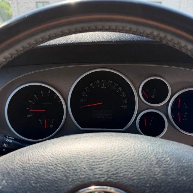 Toyota Sequoia  2011