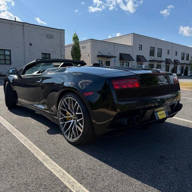 Lamborghini Gallardo  2011