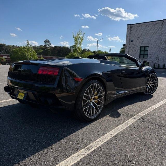 Lamborghini Gallardo  2011