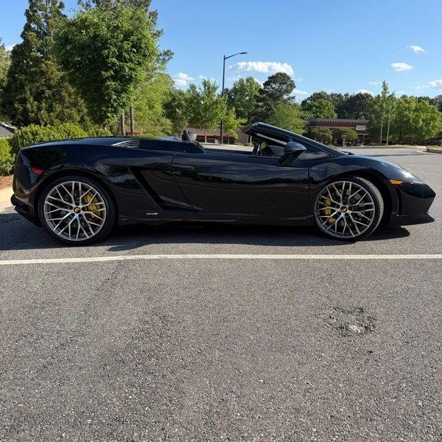 Lamborghini Gallardo  2011