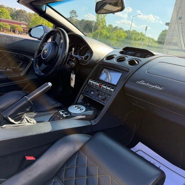 Lamborghini Gallardo  2011