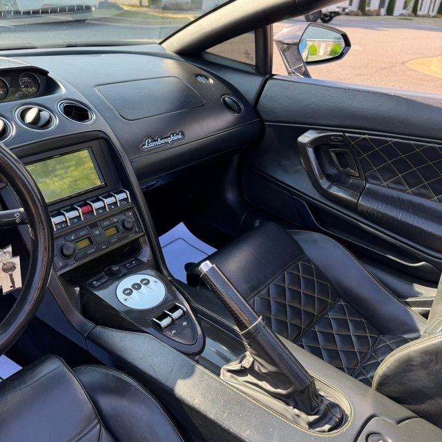 Lamborghini Gallardo  2011