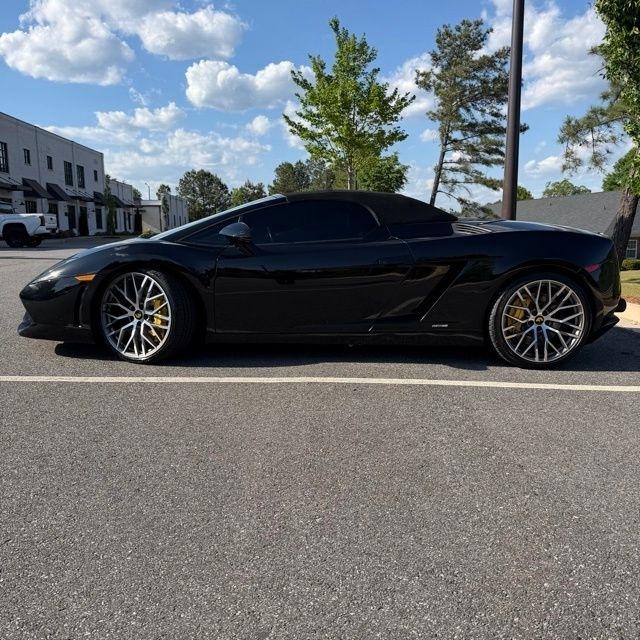 Lamborghini Gallardo  2011