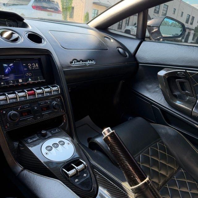 Lamborghini Gallardo  2011